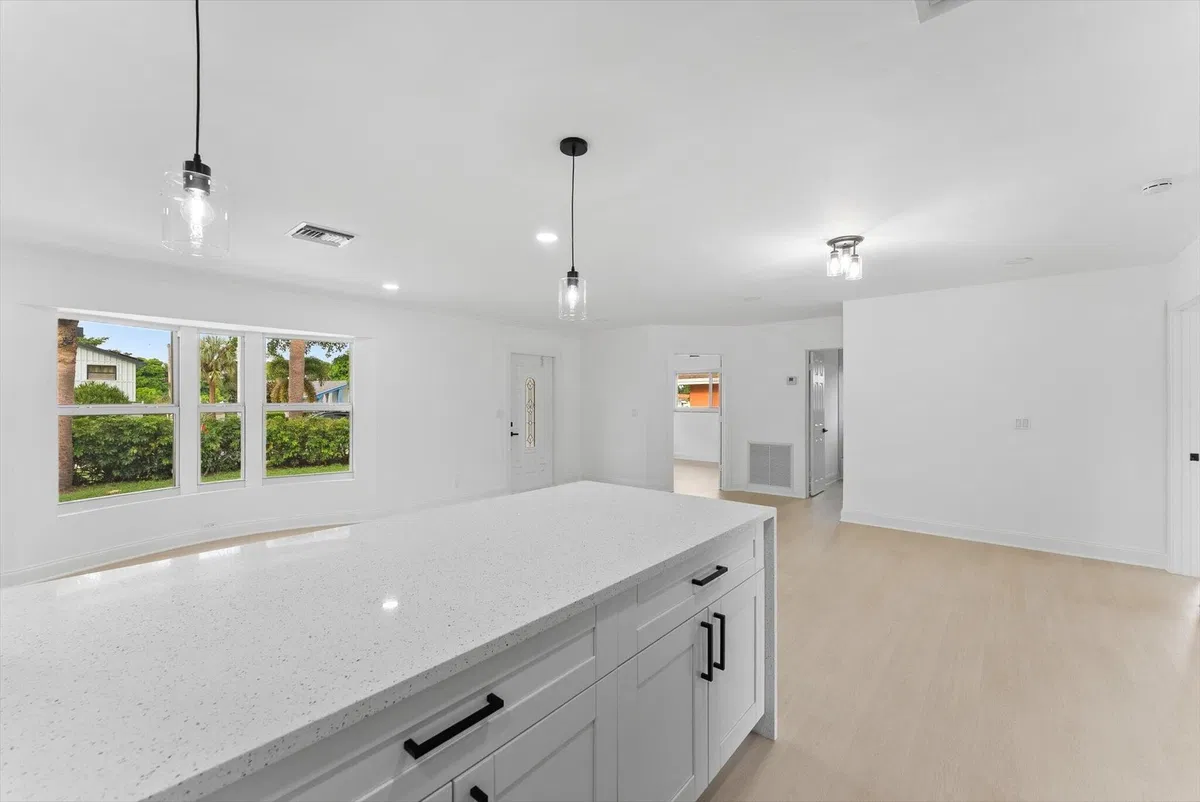 West Palm Beach Residence photo 13