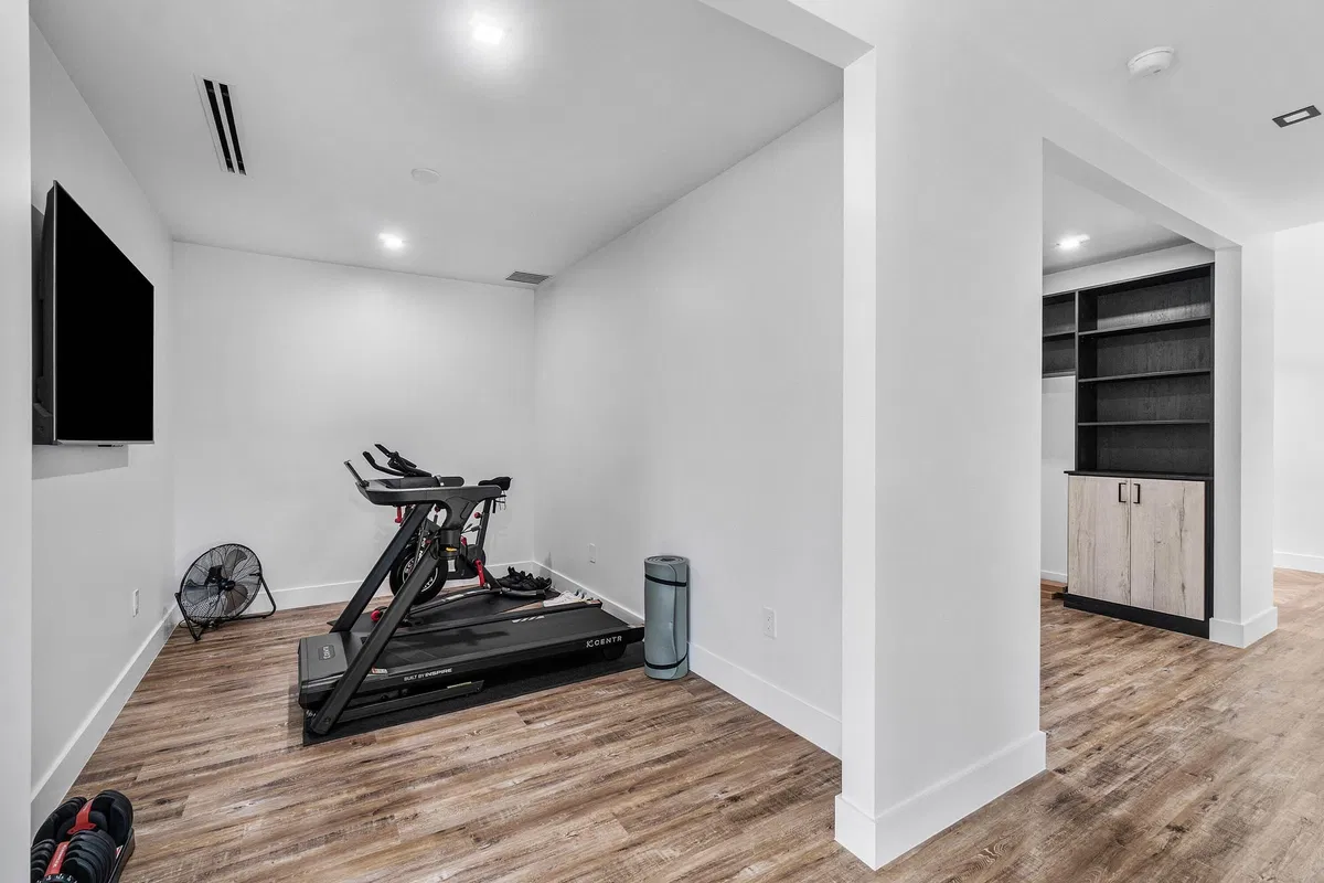  Residence photo 34