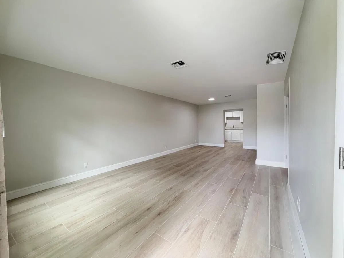 Residence photo 10