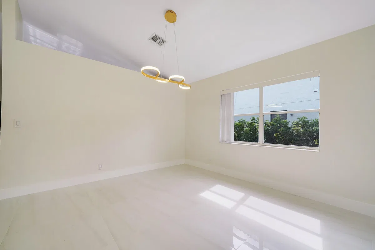 Residence photo 7