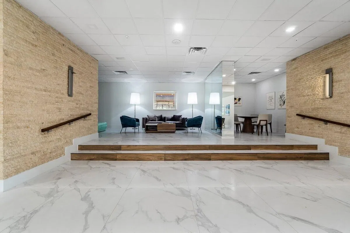Consulate Place Unit 1205 photo 40