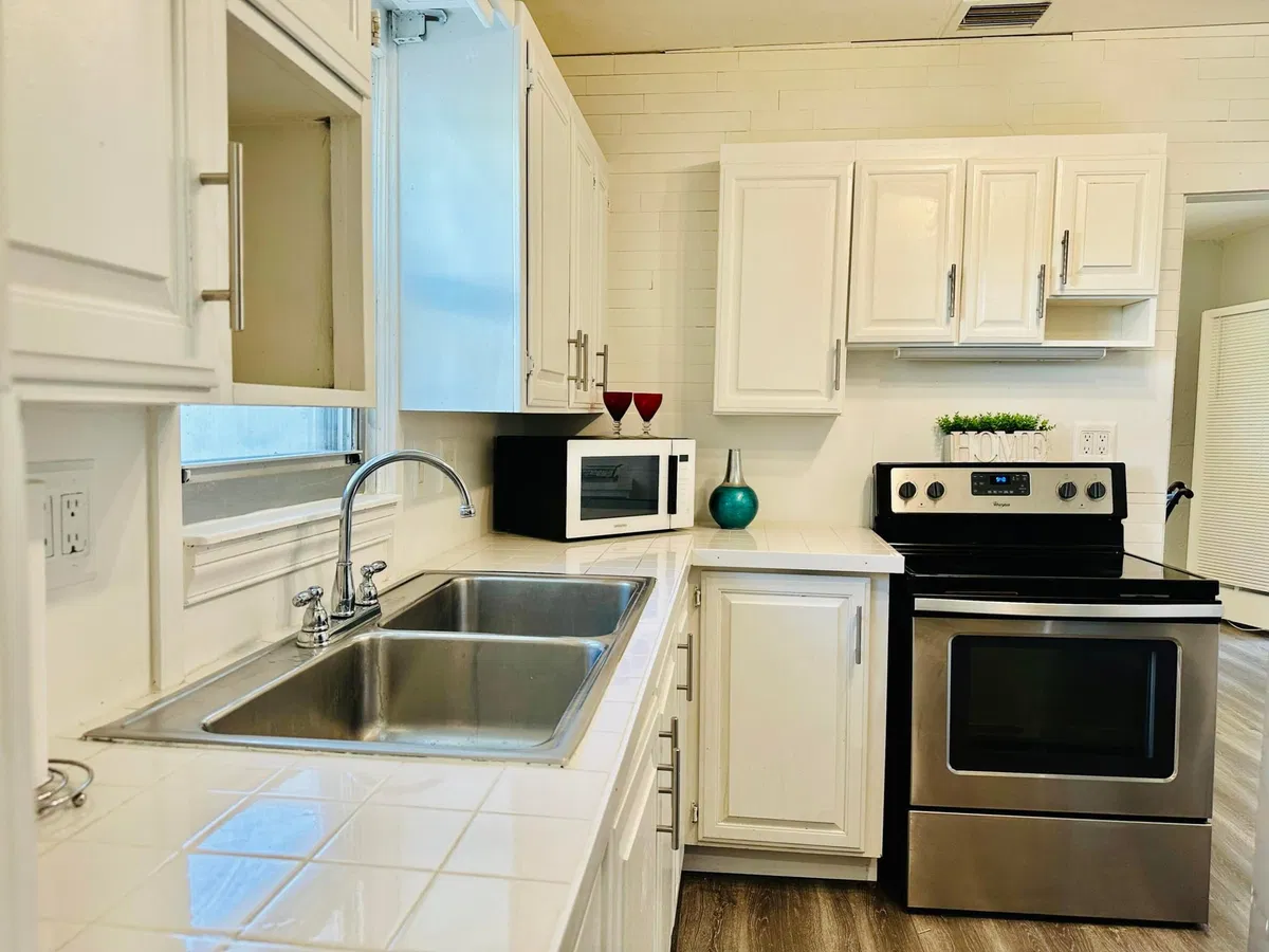  Residence photo 16