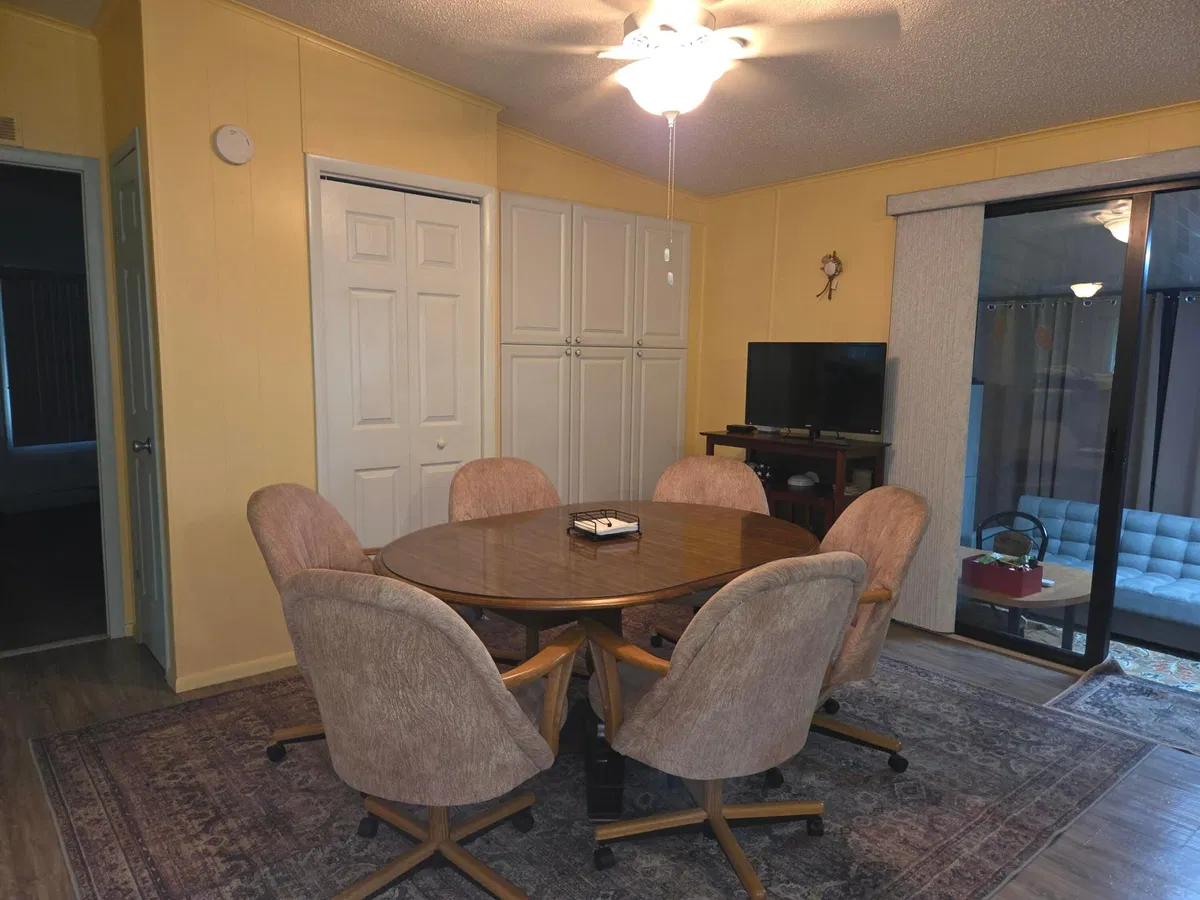 Residence photo 13