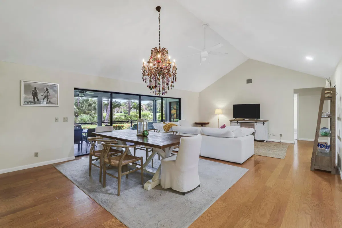 Mariner Sands Residence photo 13