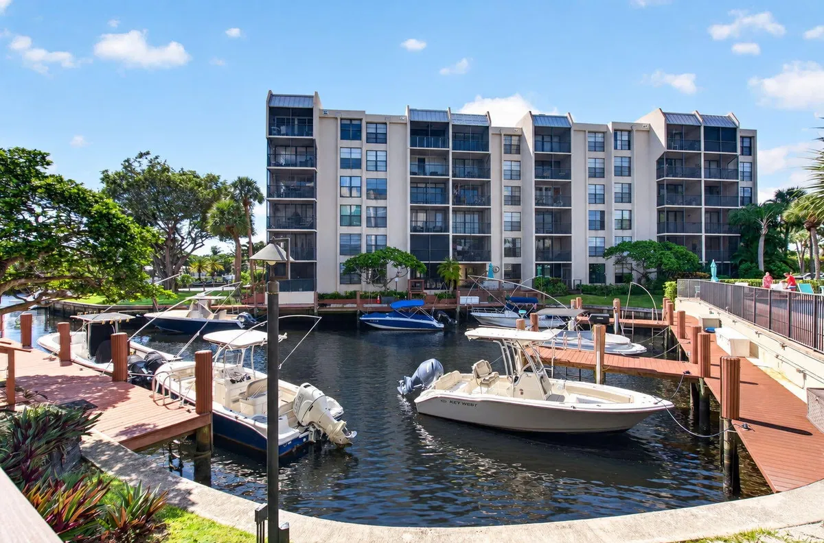 Boca Raton Unit 3010 photo 4