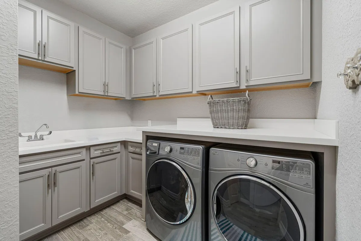  Residence photo 16