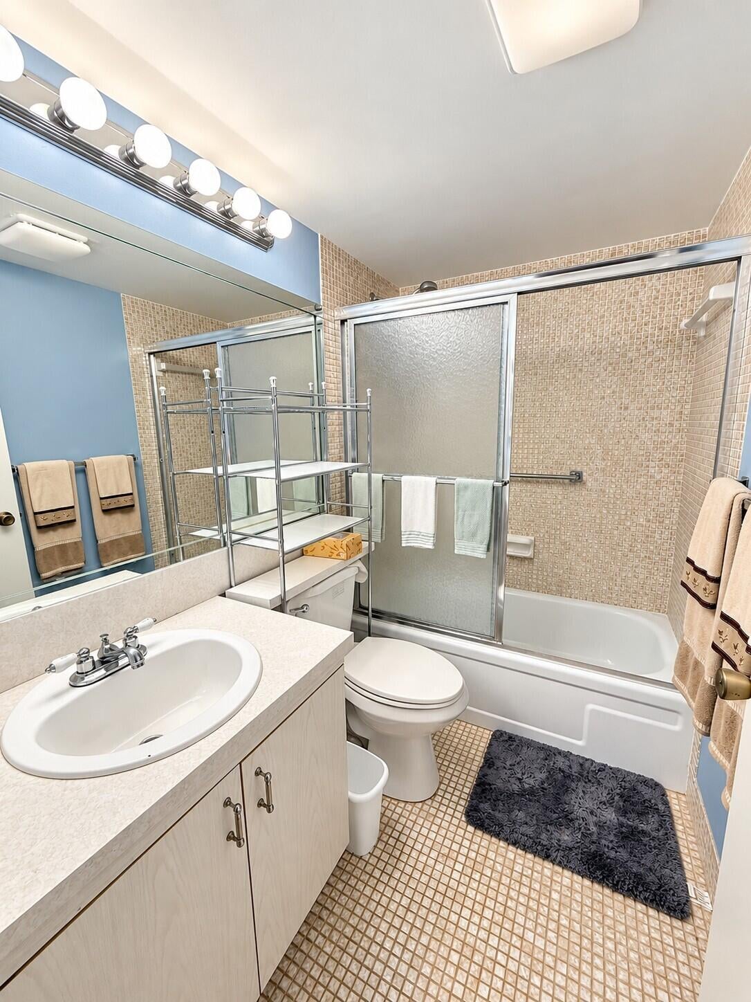  Residence photo 10