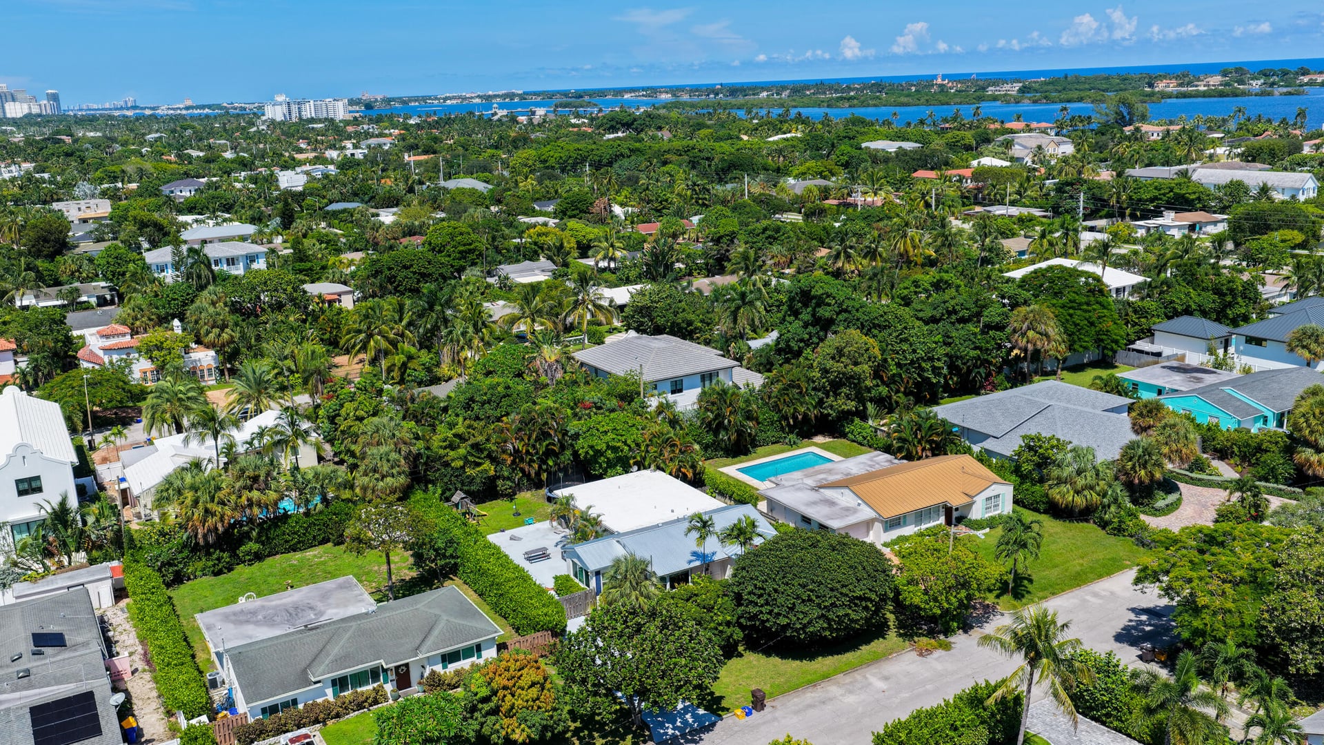 SoSo West Palm Beach Residence