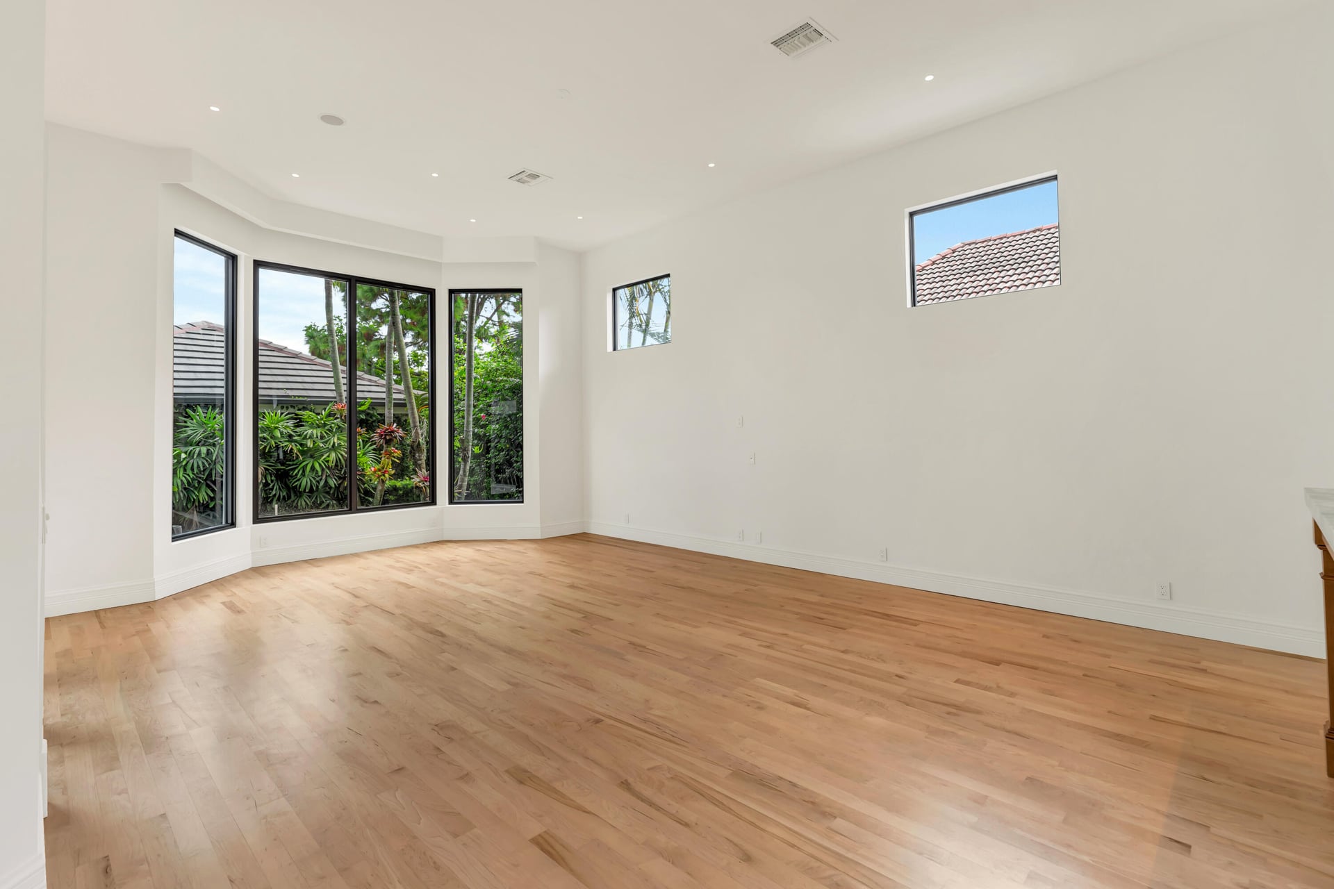 Admirals Cove Residence photo 13