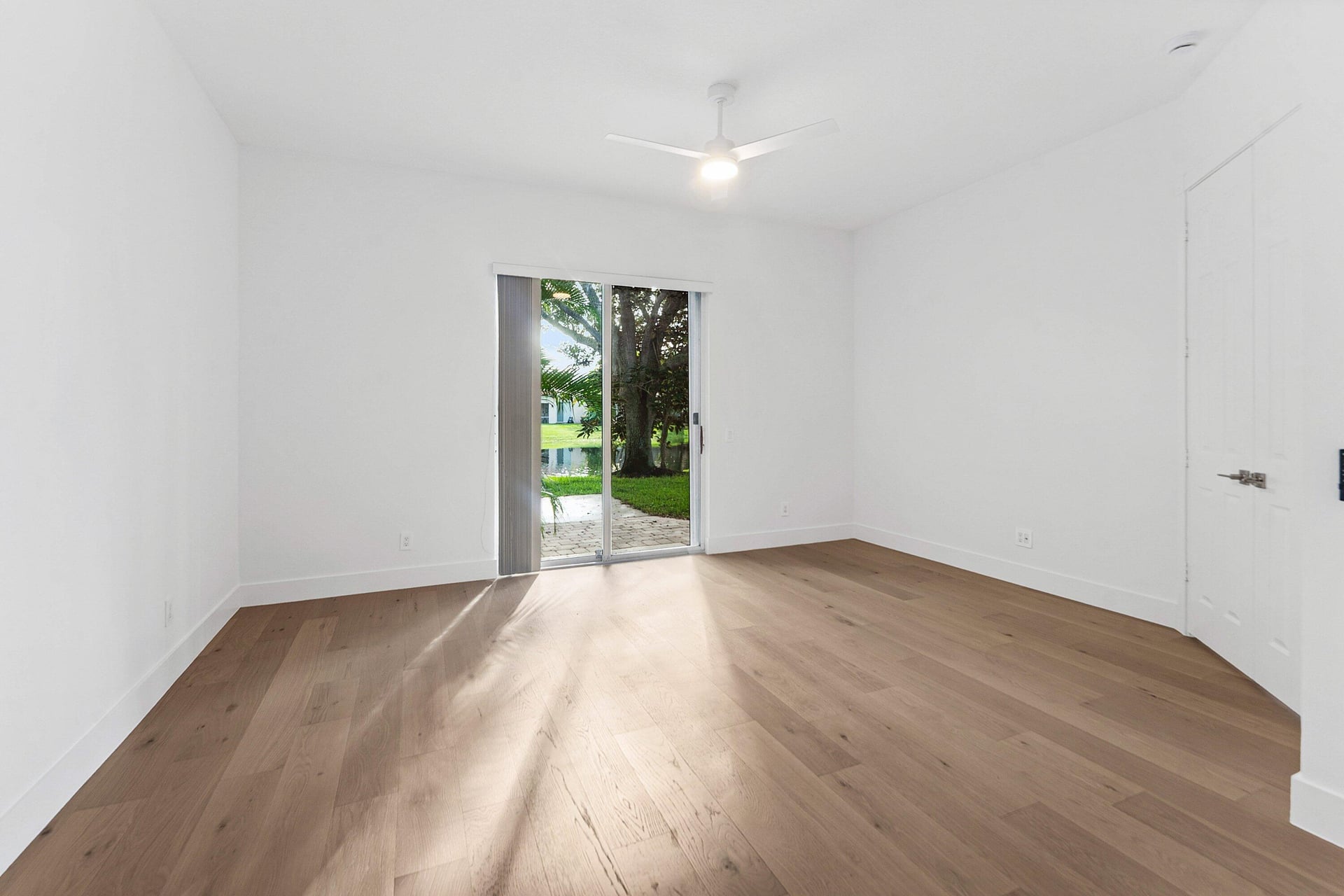 Residence photo 16