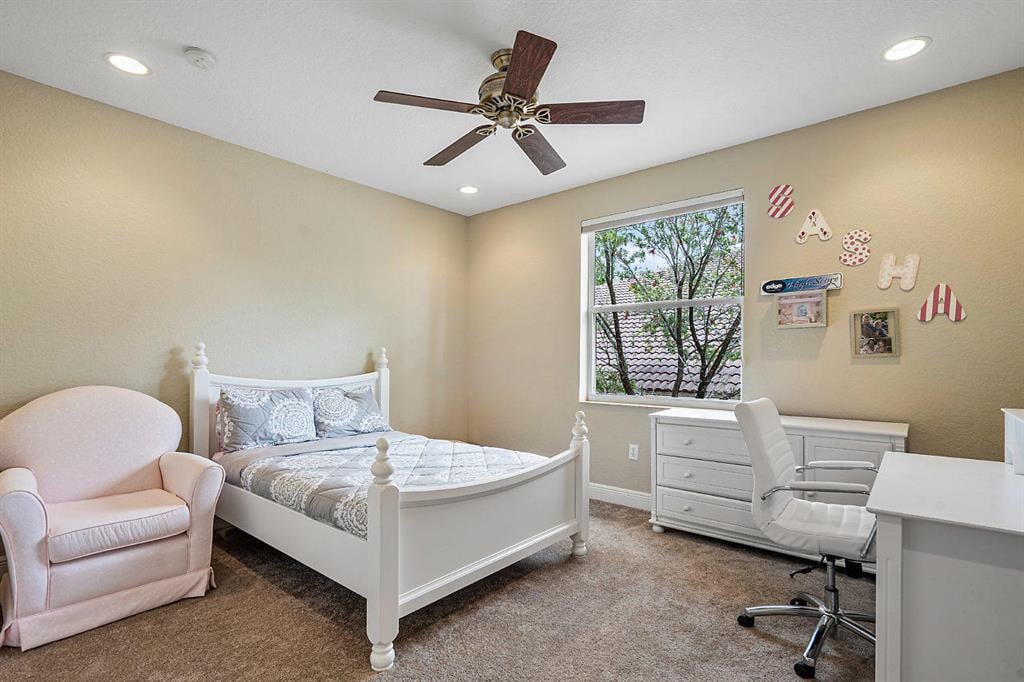 Saturnia Isles Residence photo 25