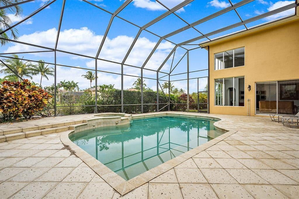 Saturnia Isles Residence photo 37