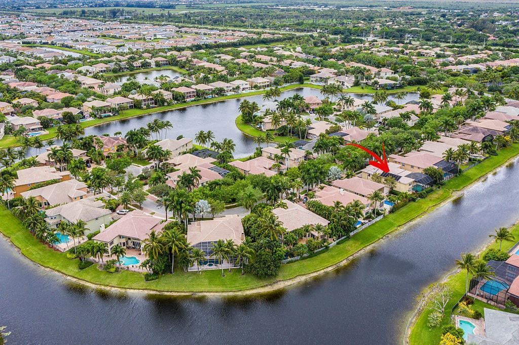 Saturnia Isles Residence photo 43
