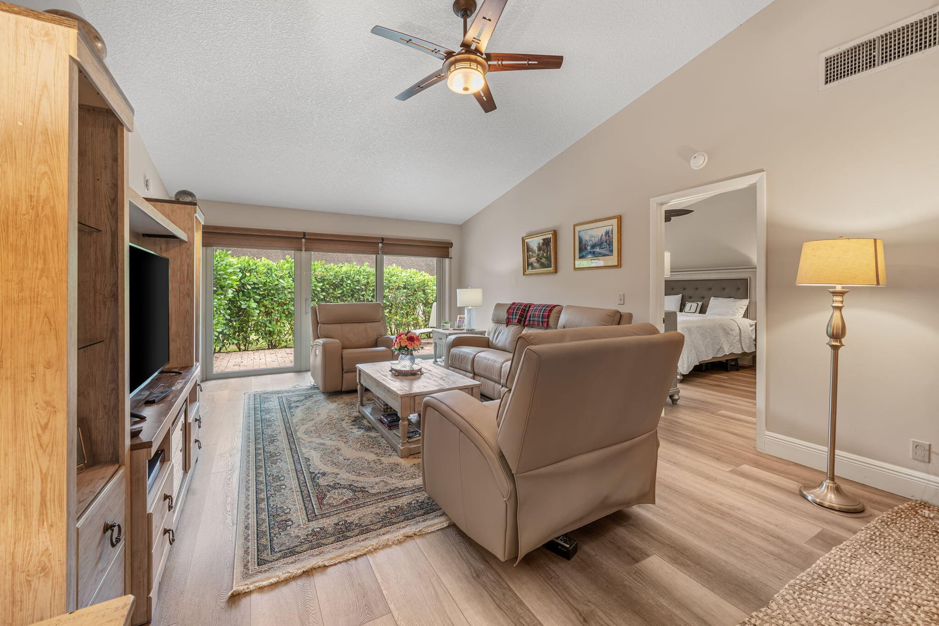 Residence photo 10