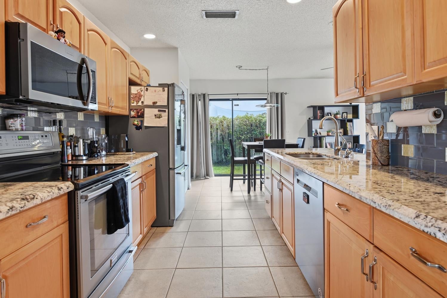 Residence photo 10