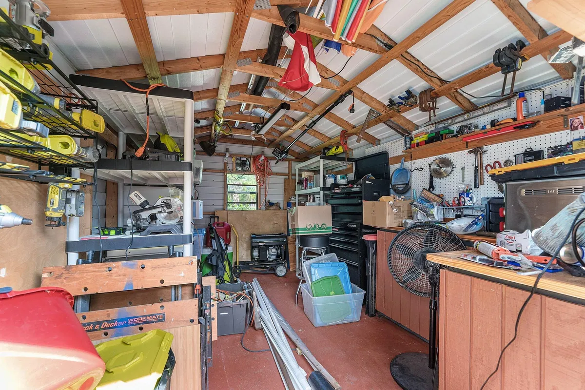 Residence photo 34