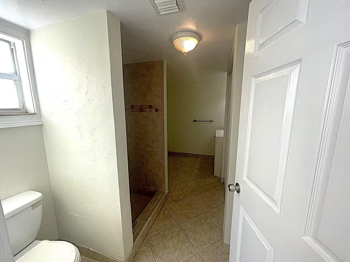 Village of North Palm Beach Unit 104 photo 10