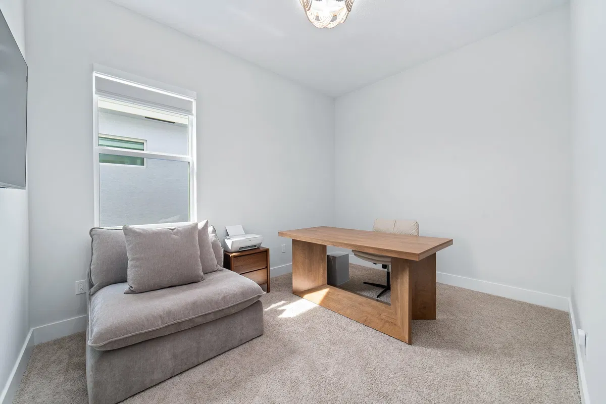Residence photo 25