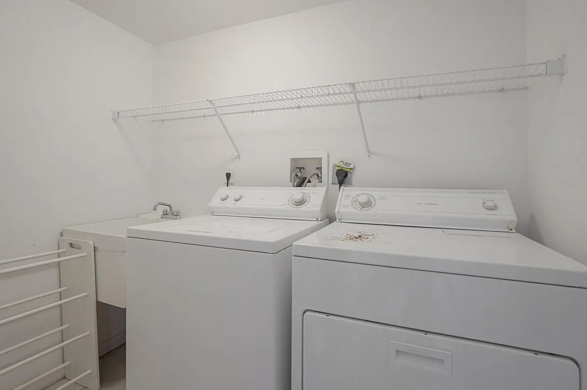 Unit 308 photo 28