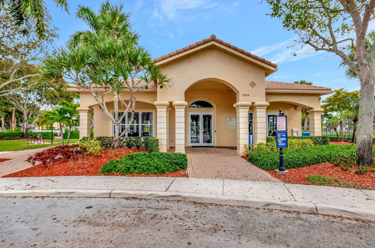Residence photo 85
