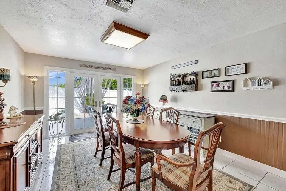 Residence photo 31