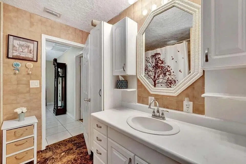 Residence photo 37