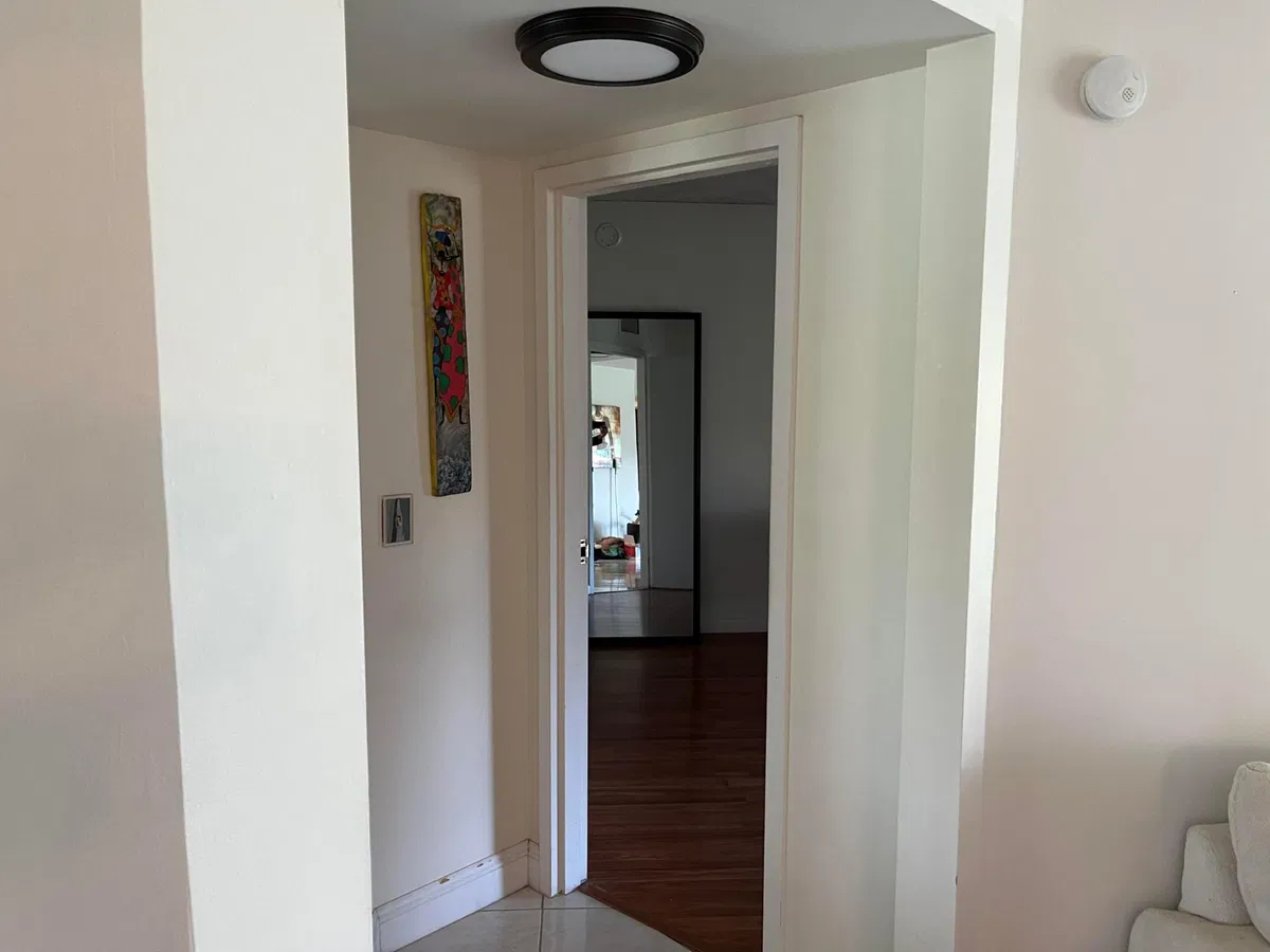  Unit 402 photo 7