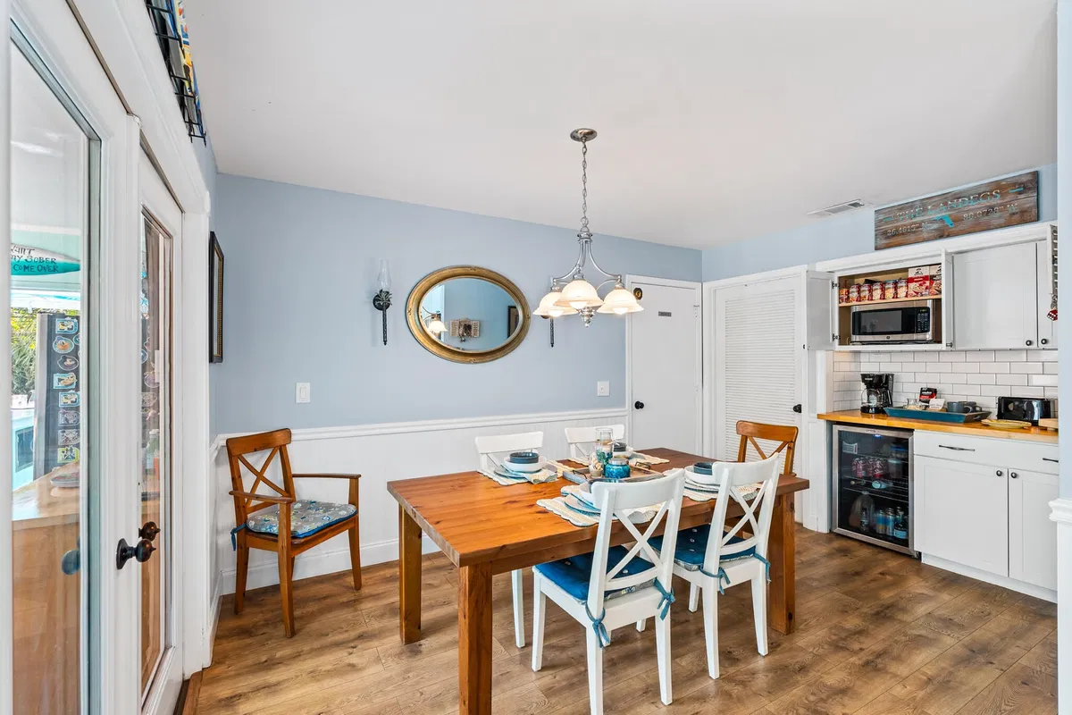 Residence photo 16