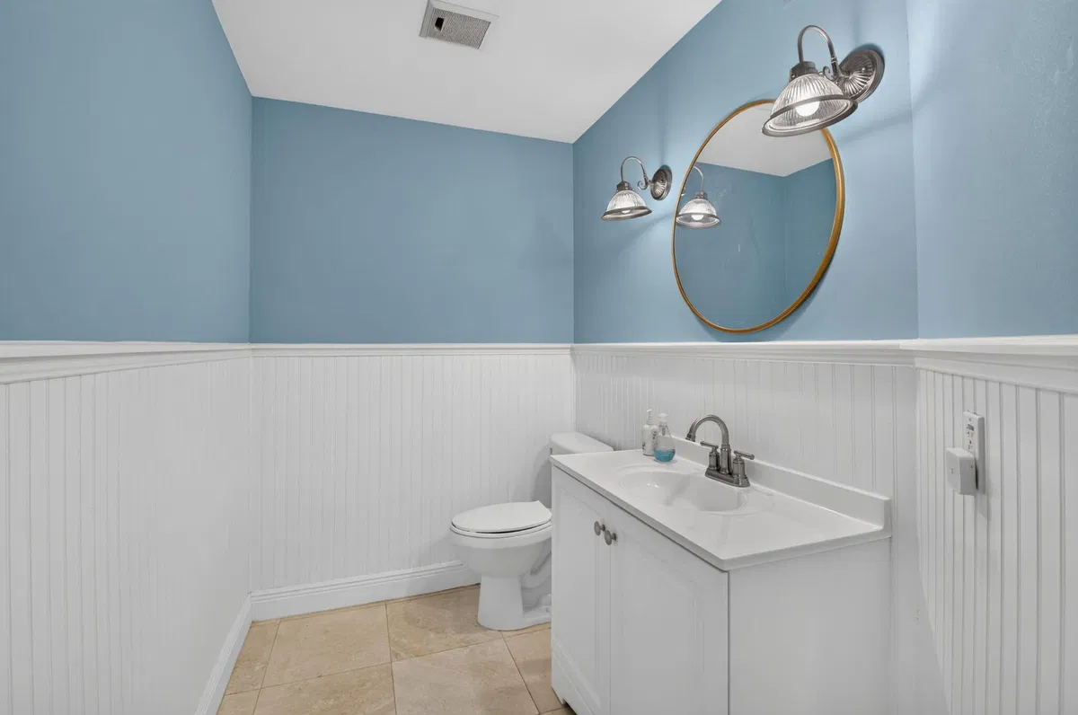 Residence photo 25