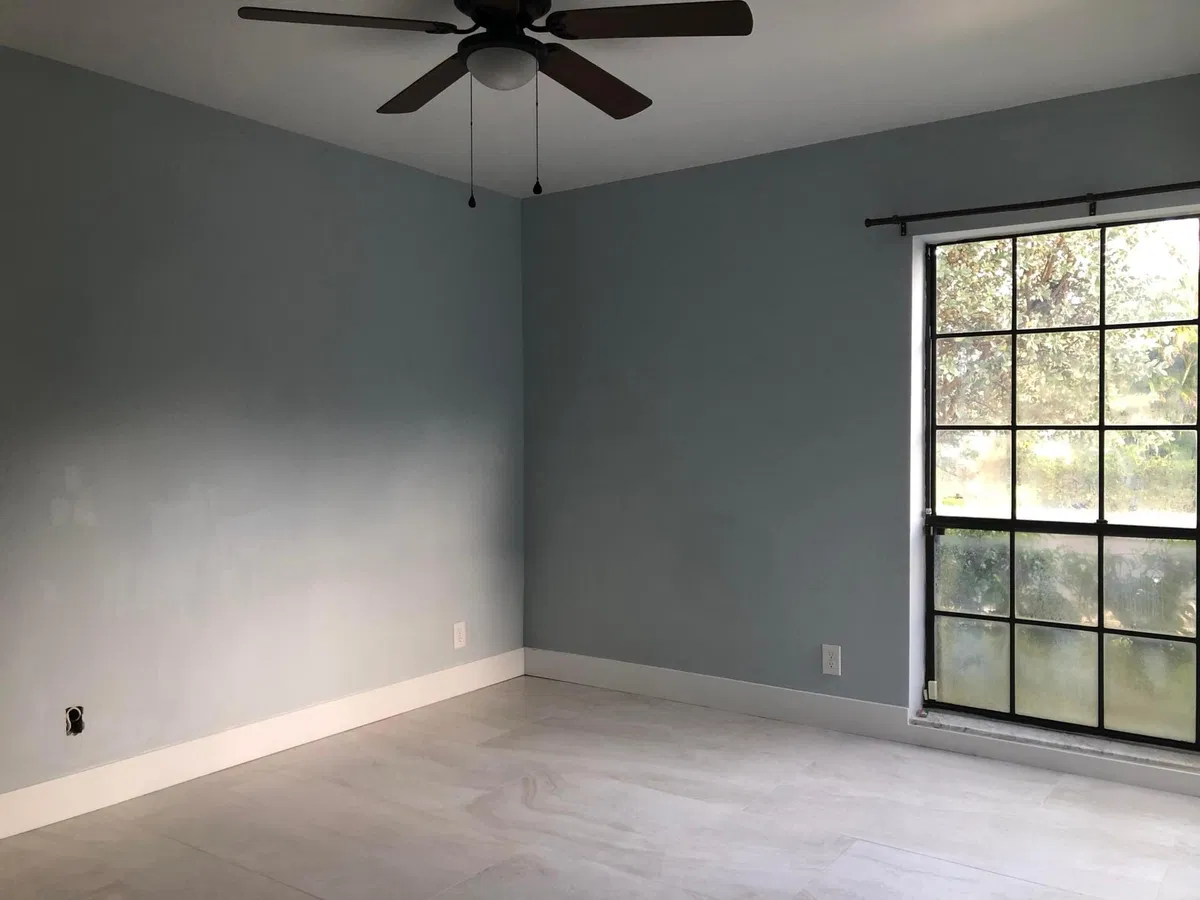 Unit 111 photo 22