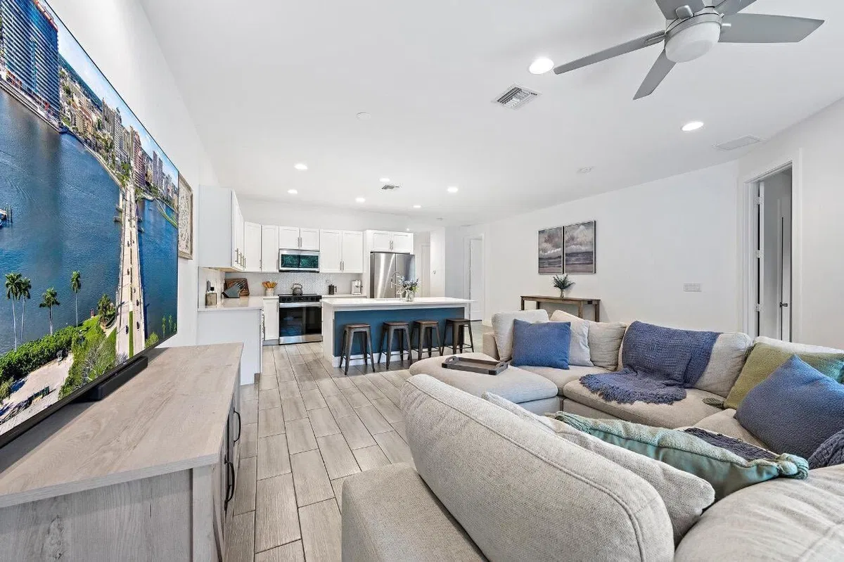  Residence photo 7