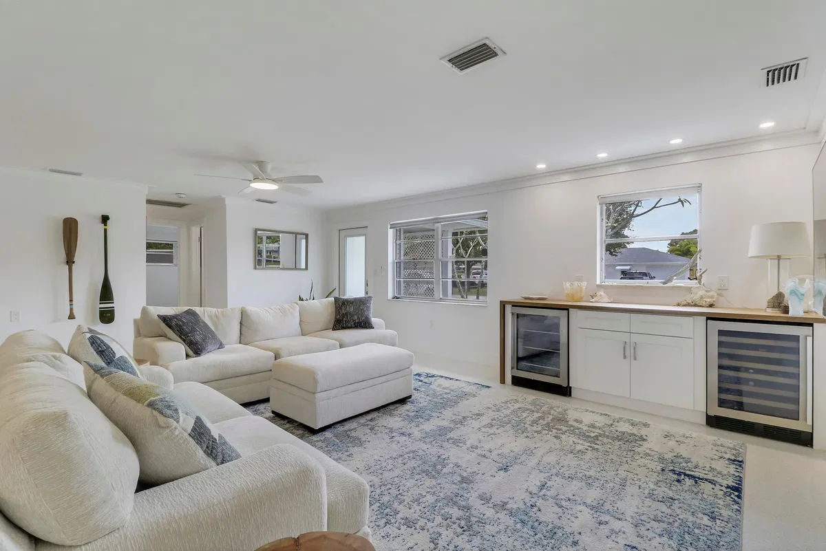Residence photo 4