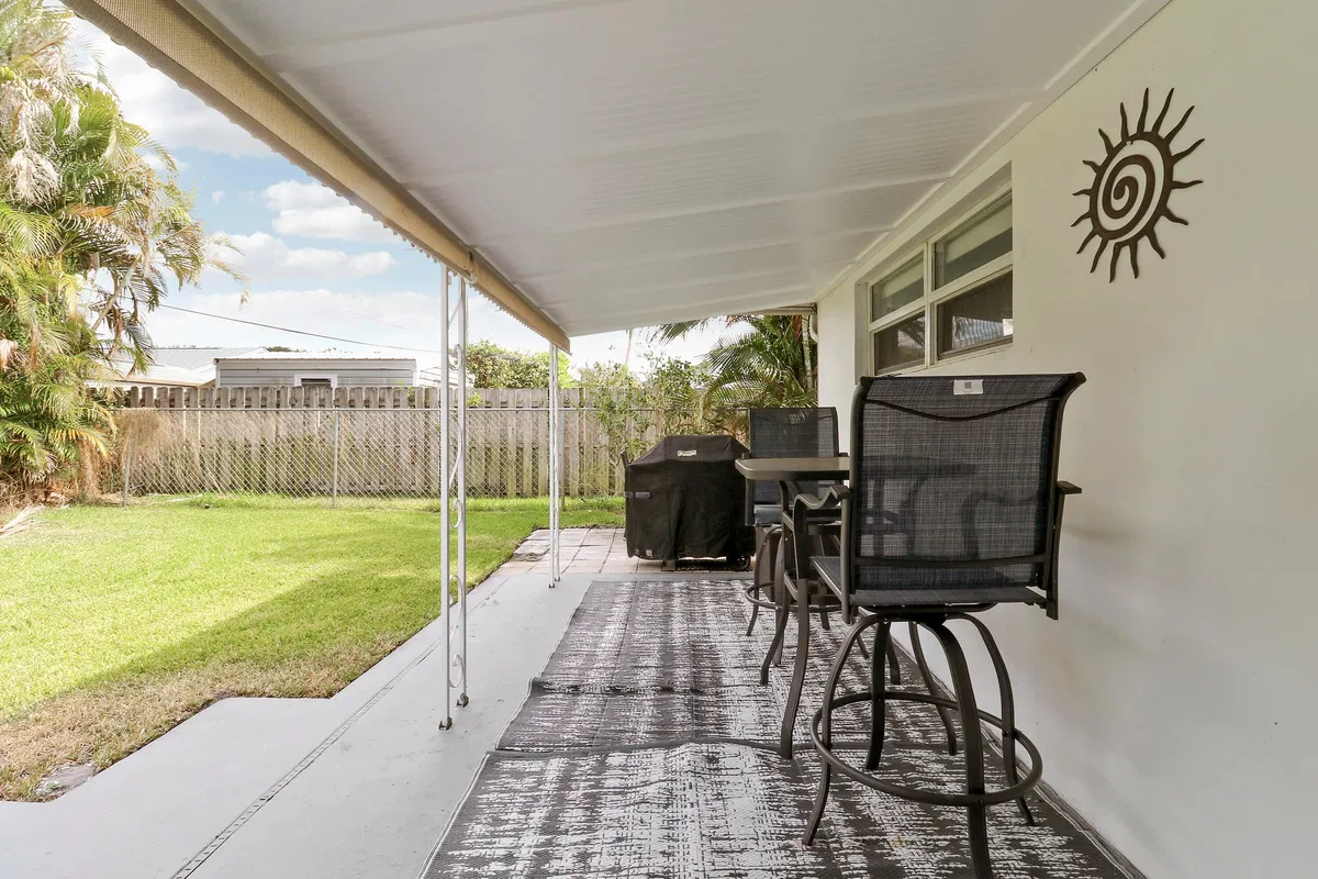 Residence photo 37