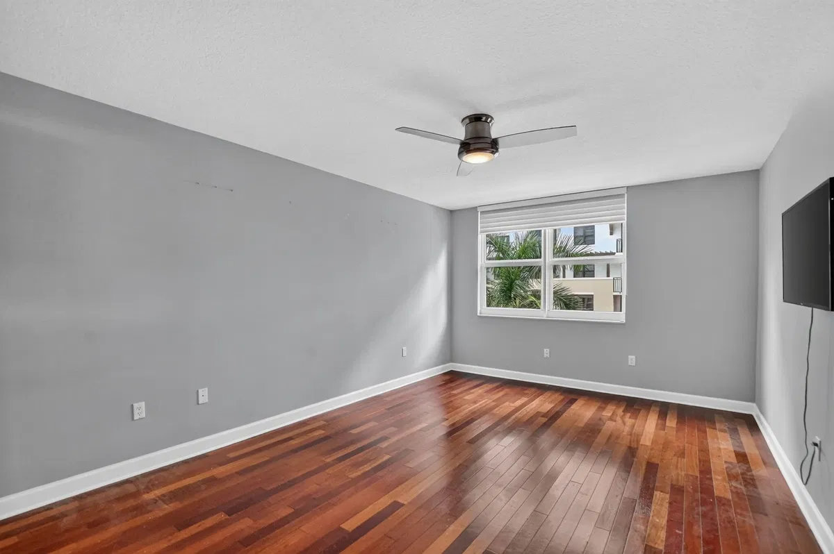 Townsend Place Unit 435 photo 13