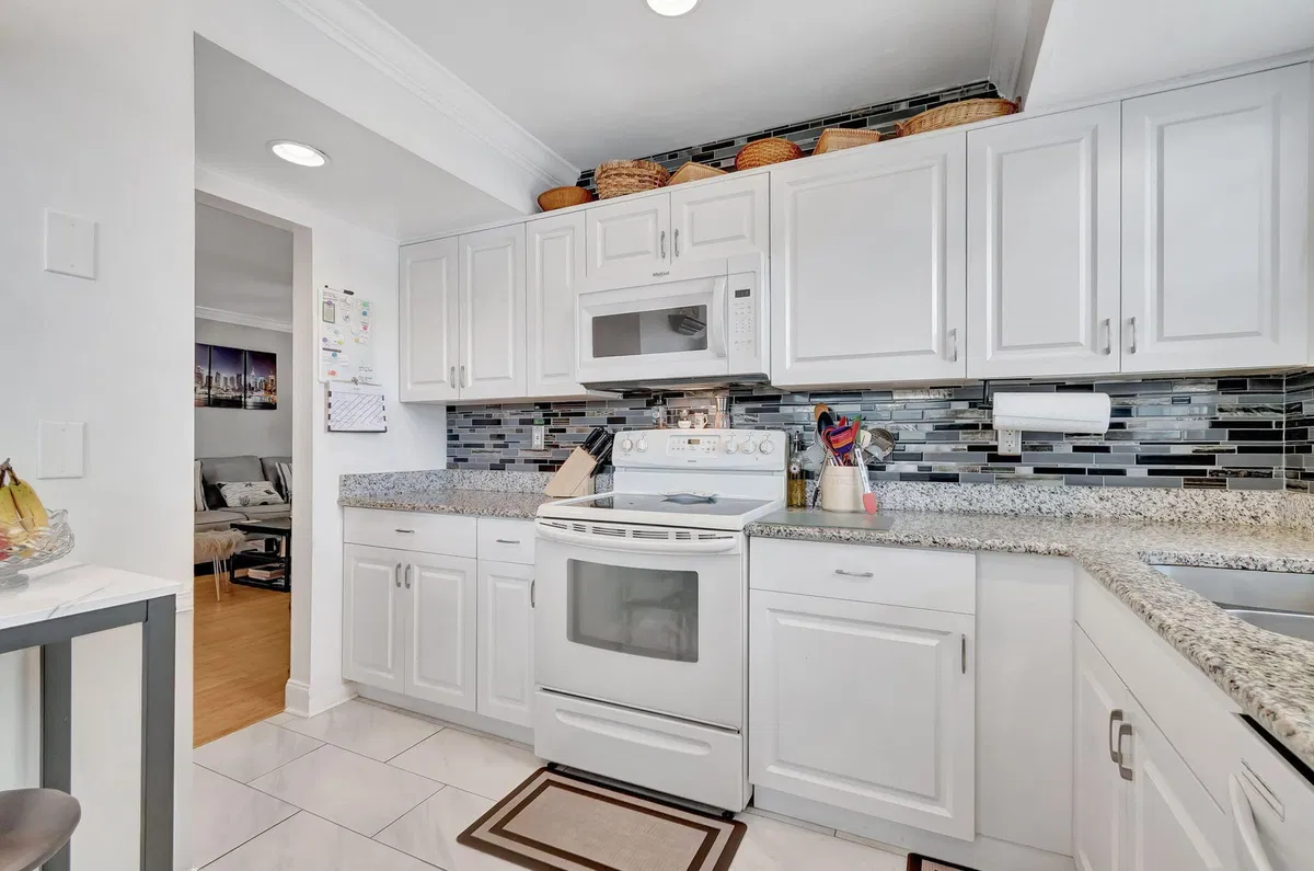 Unit 205 photo 19
