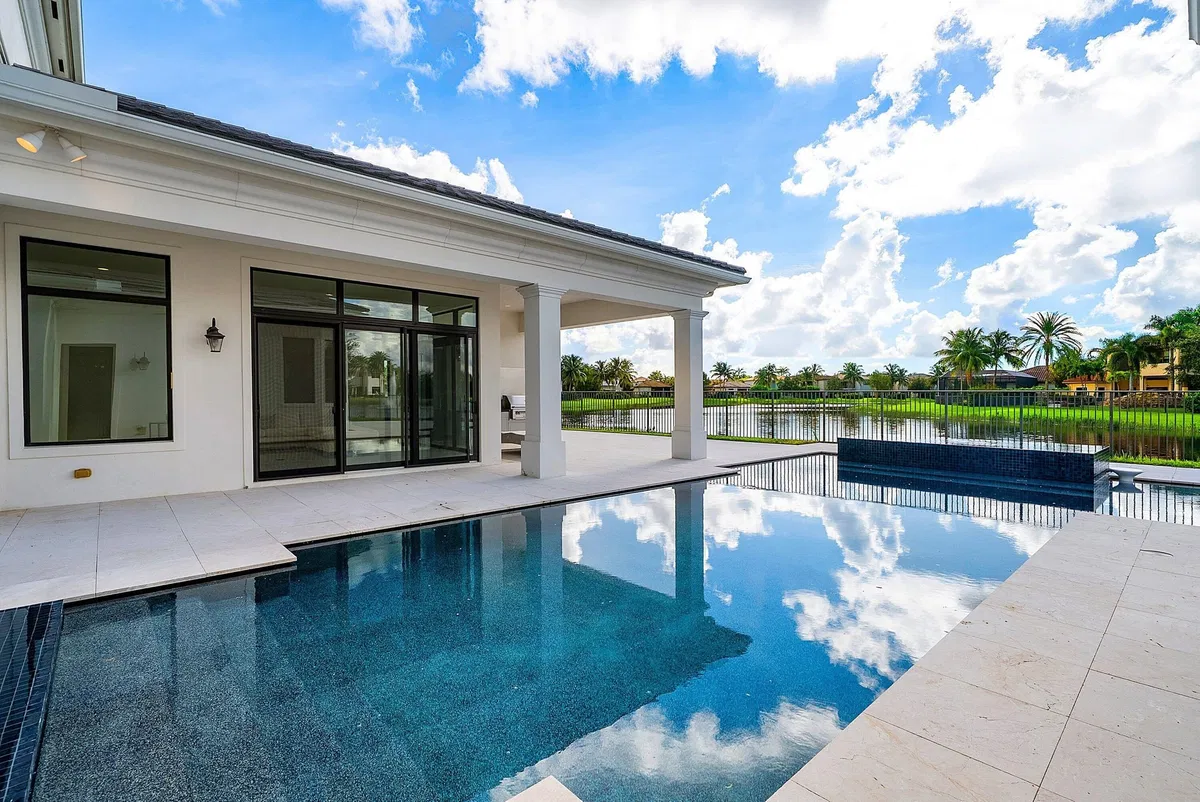 Seven Bridges Residence photo 40