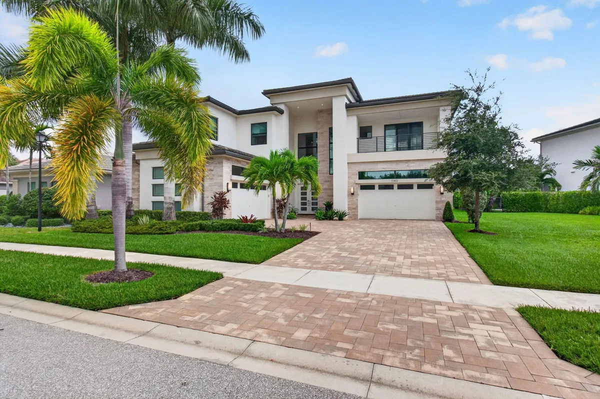 Boca Bridges Residence