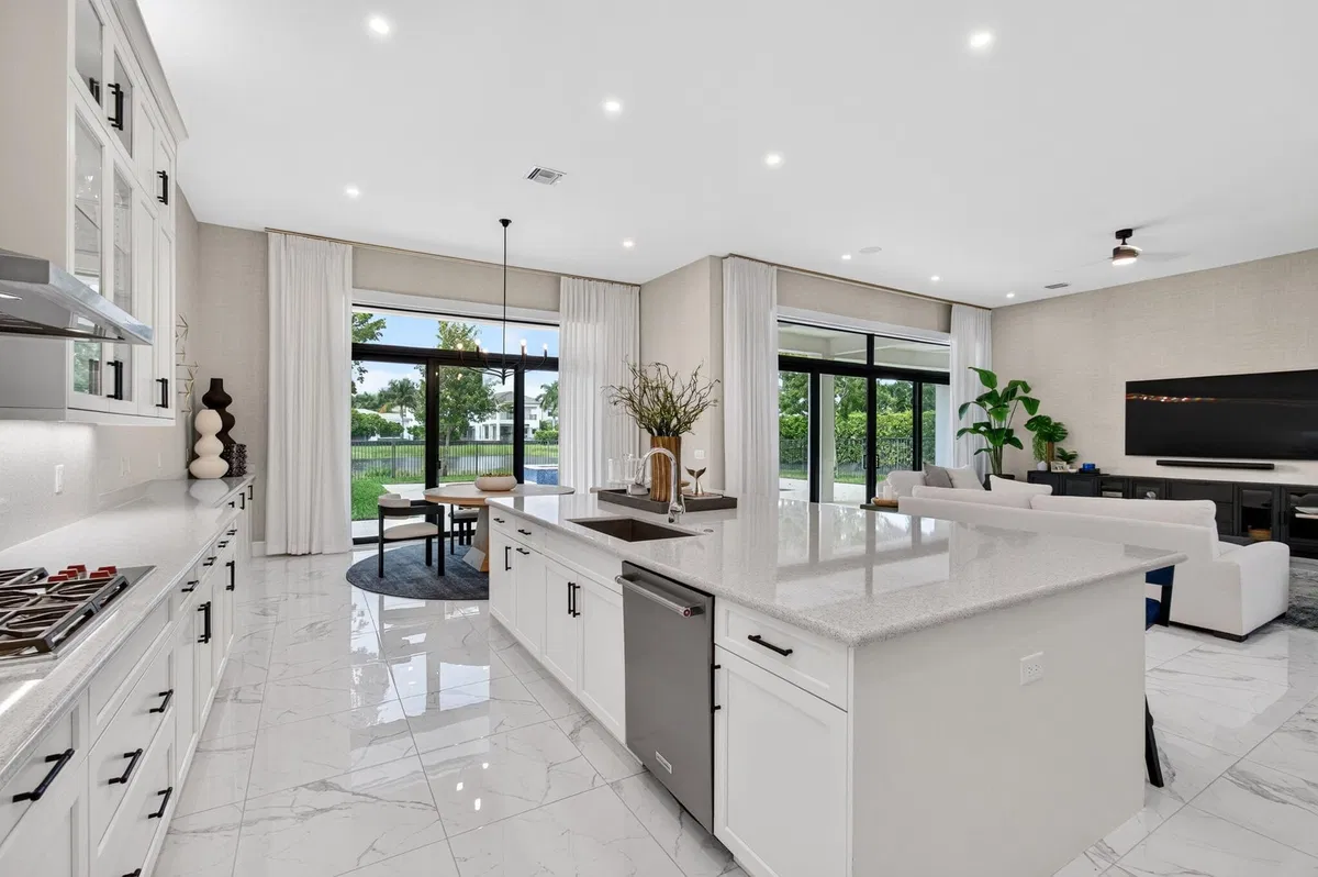 Boca Bridges Residence photo 31