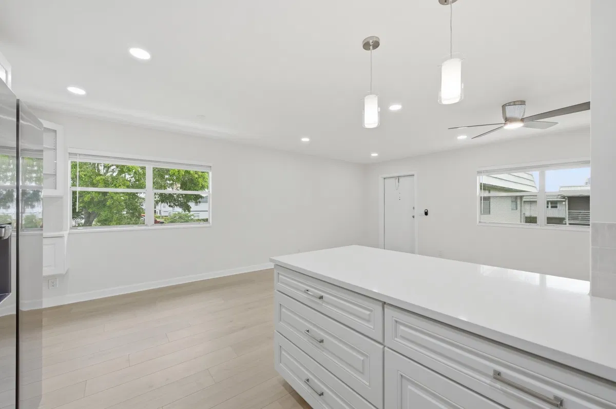 Residence photo 10