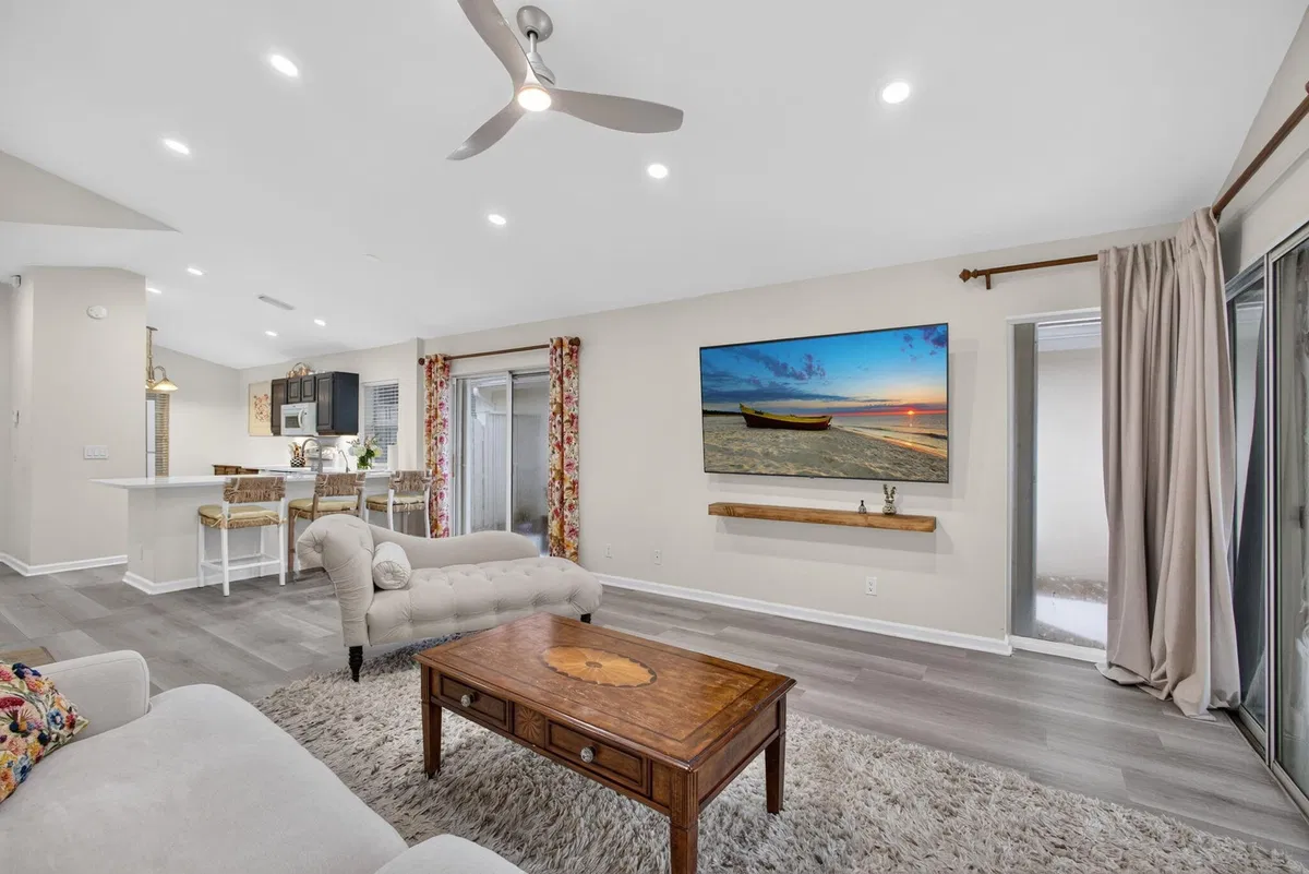 PGA National Palm Beach Gardens Residence photo 13
