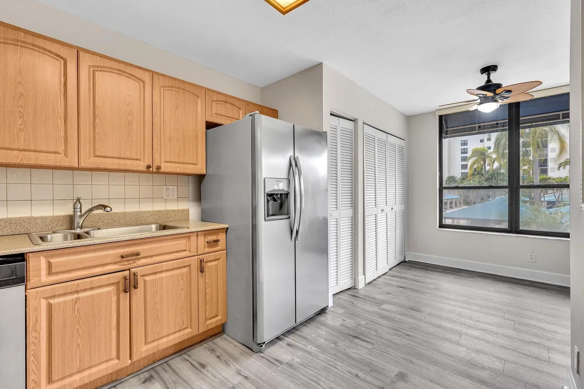  Unit 202 photo 61