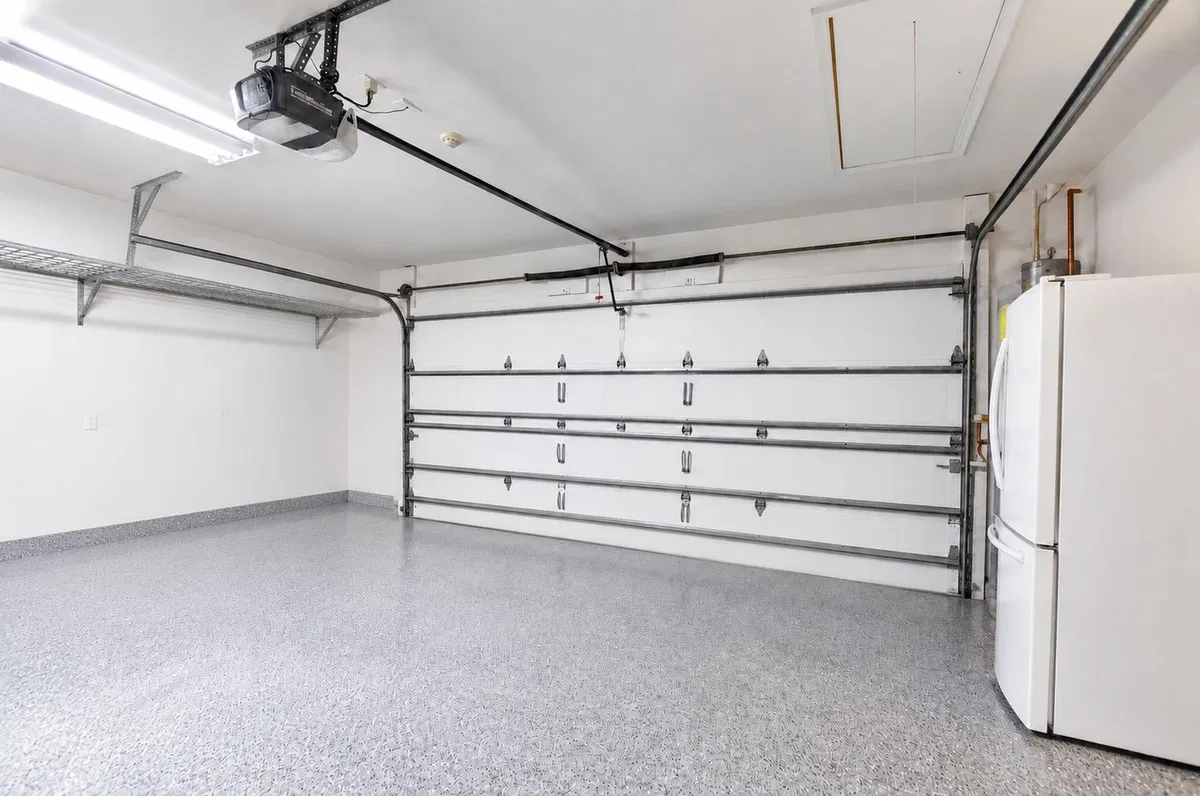 Residence photo 25