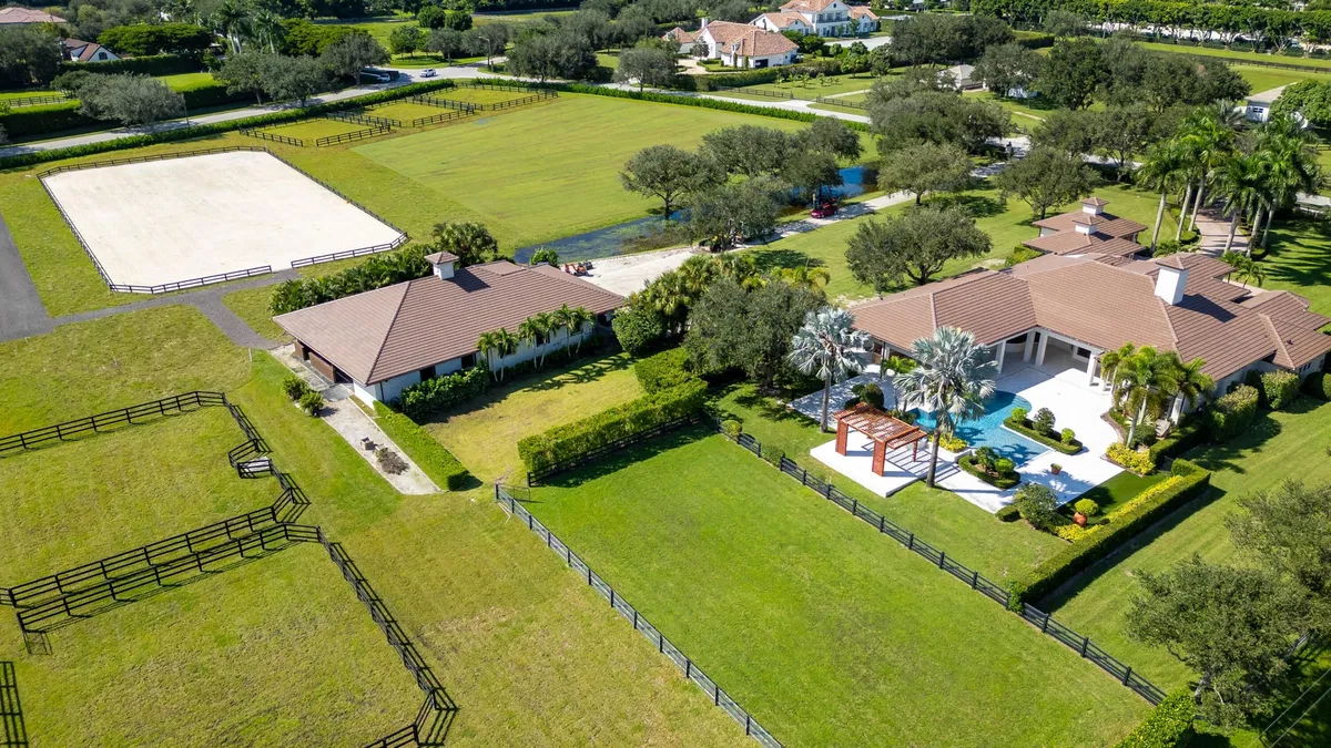 Palm Beach Point Residence photo 49