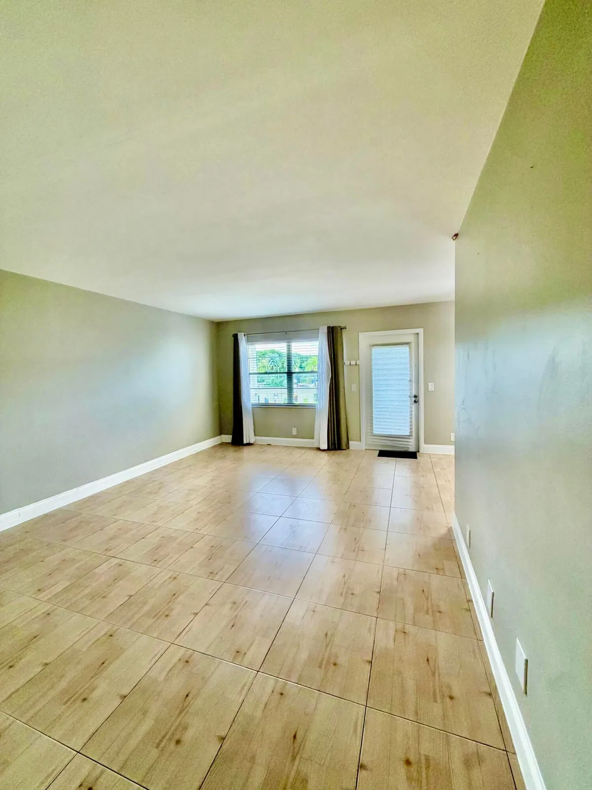Residence photo 4