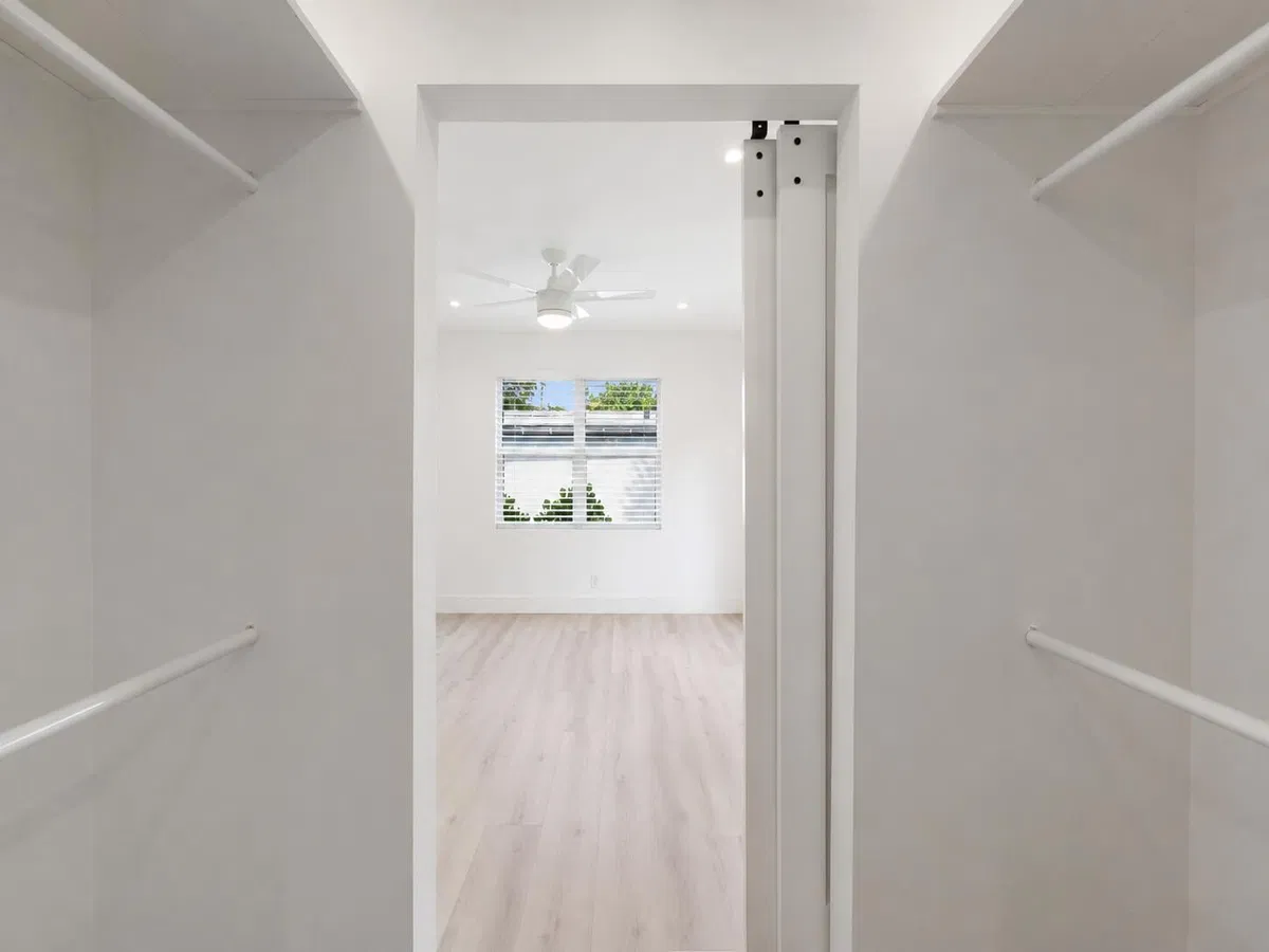 West Palm Beach Residence photo 19