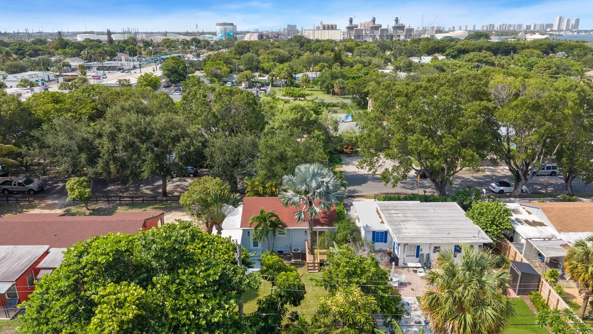 West Palm Beach Residence photo 25