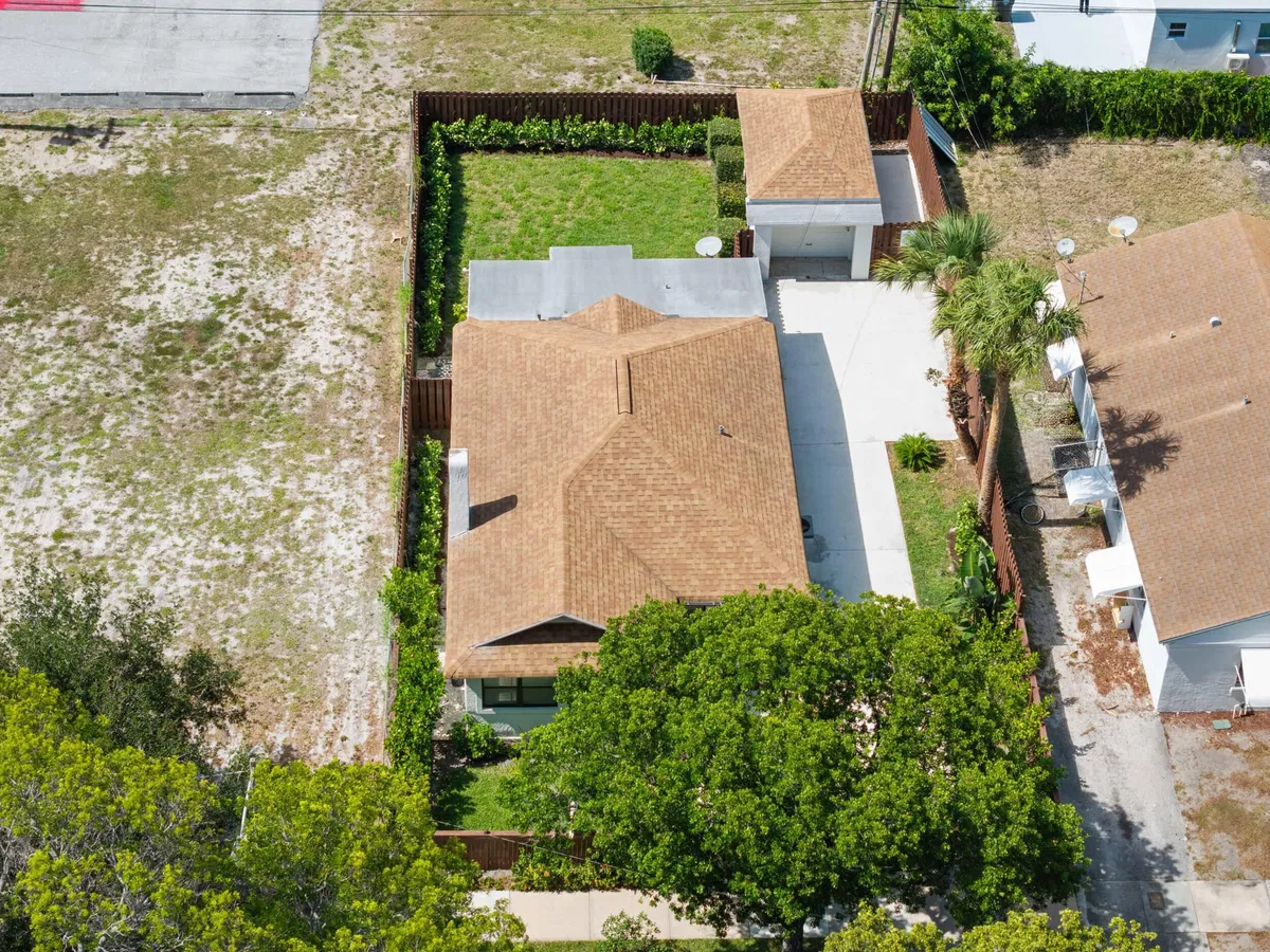 West Palm Beach Residence photo 31