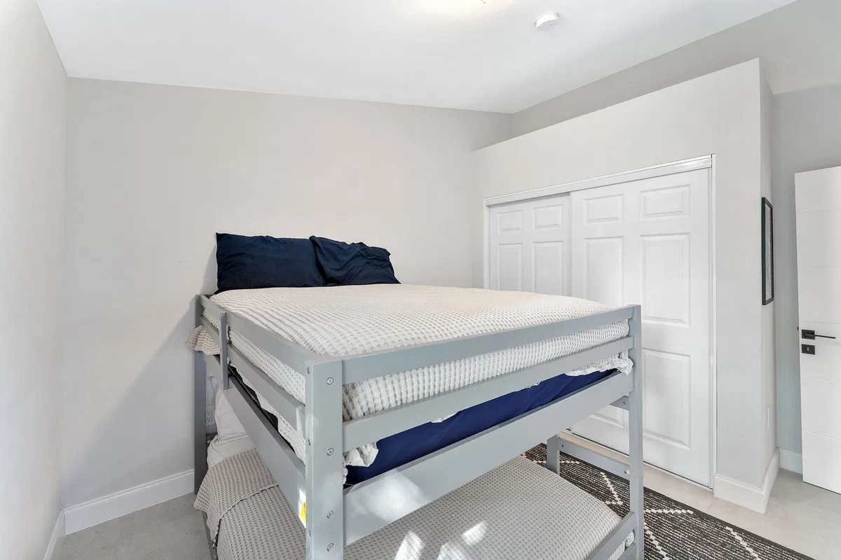 West Palm Beach Residence photo 13