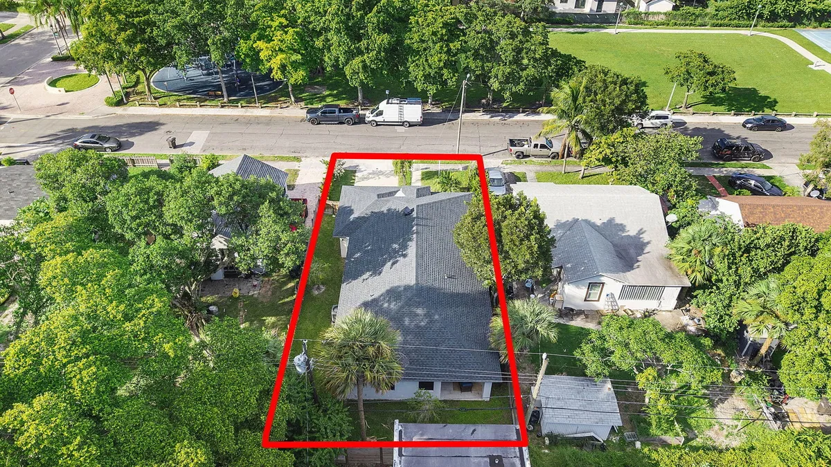 West Palm Beach Residence photo 34