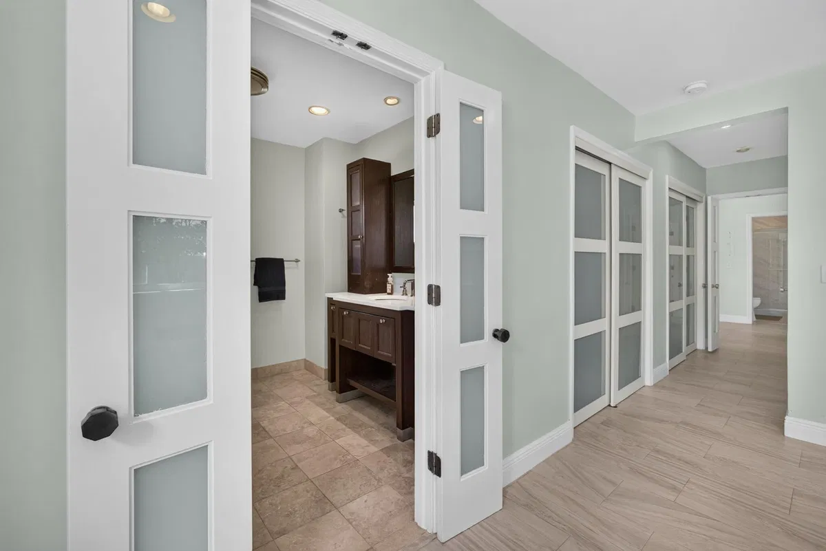 Residence photo 10